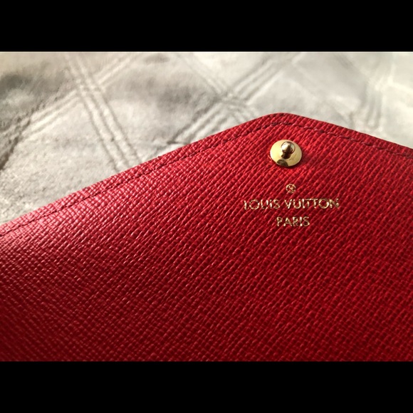 Louis Vuitton Sarah wallet - authentic - Picture 6 of 12